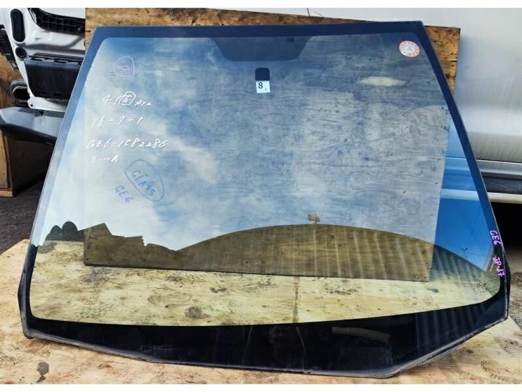 Лобовое стекло Хонда Фит в Балаково 255791